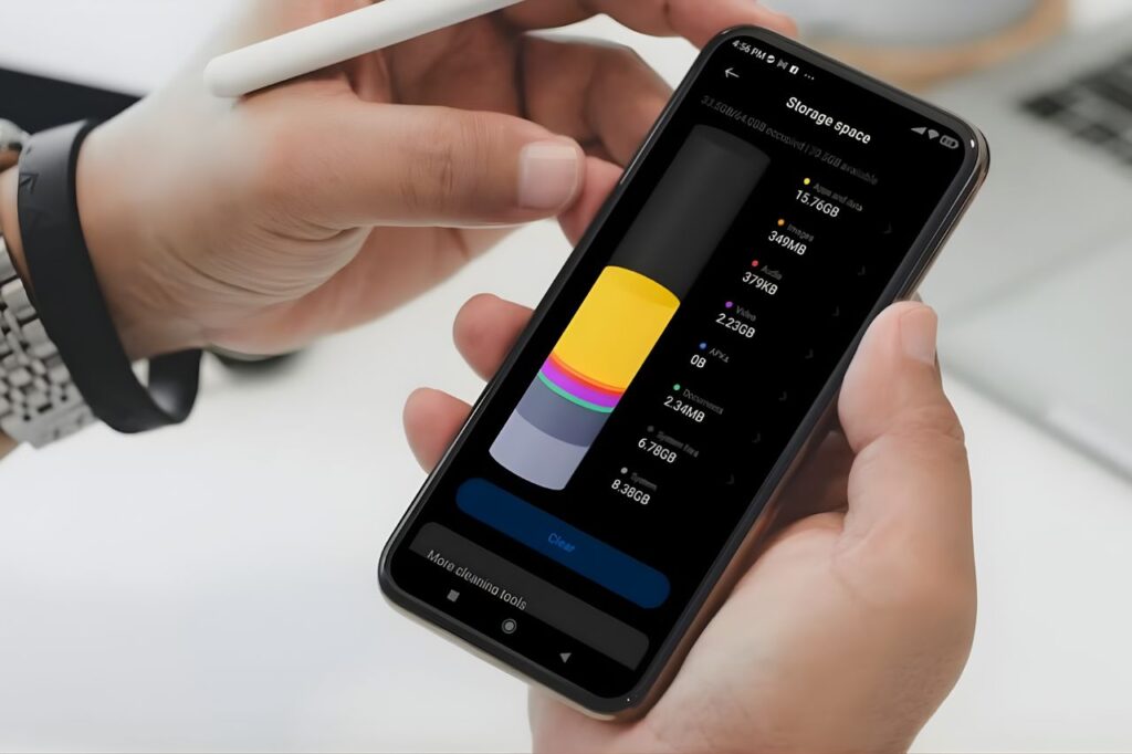 How to Clean Phone Memory